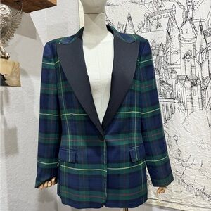 Classic Plaid Blazer